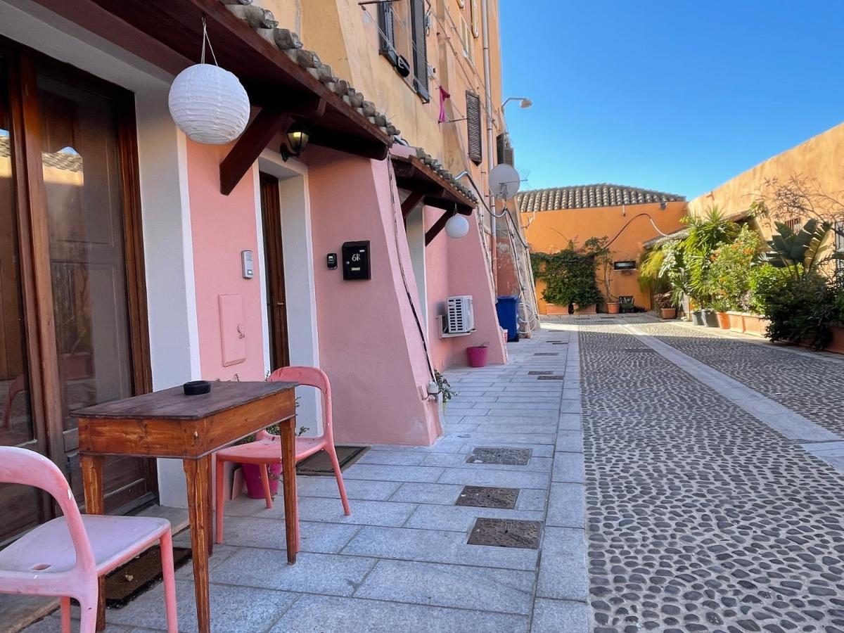 The Heart Of Cagliari, Cozy 2 Bedroom Apartment Extérieur photo